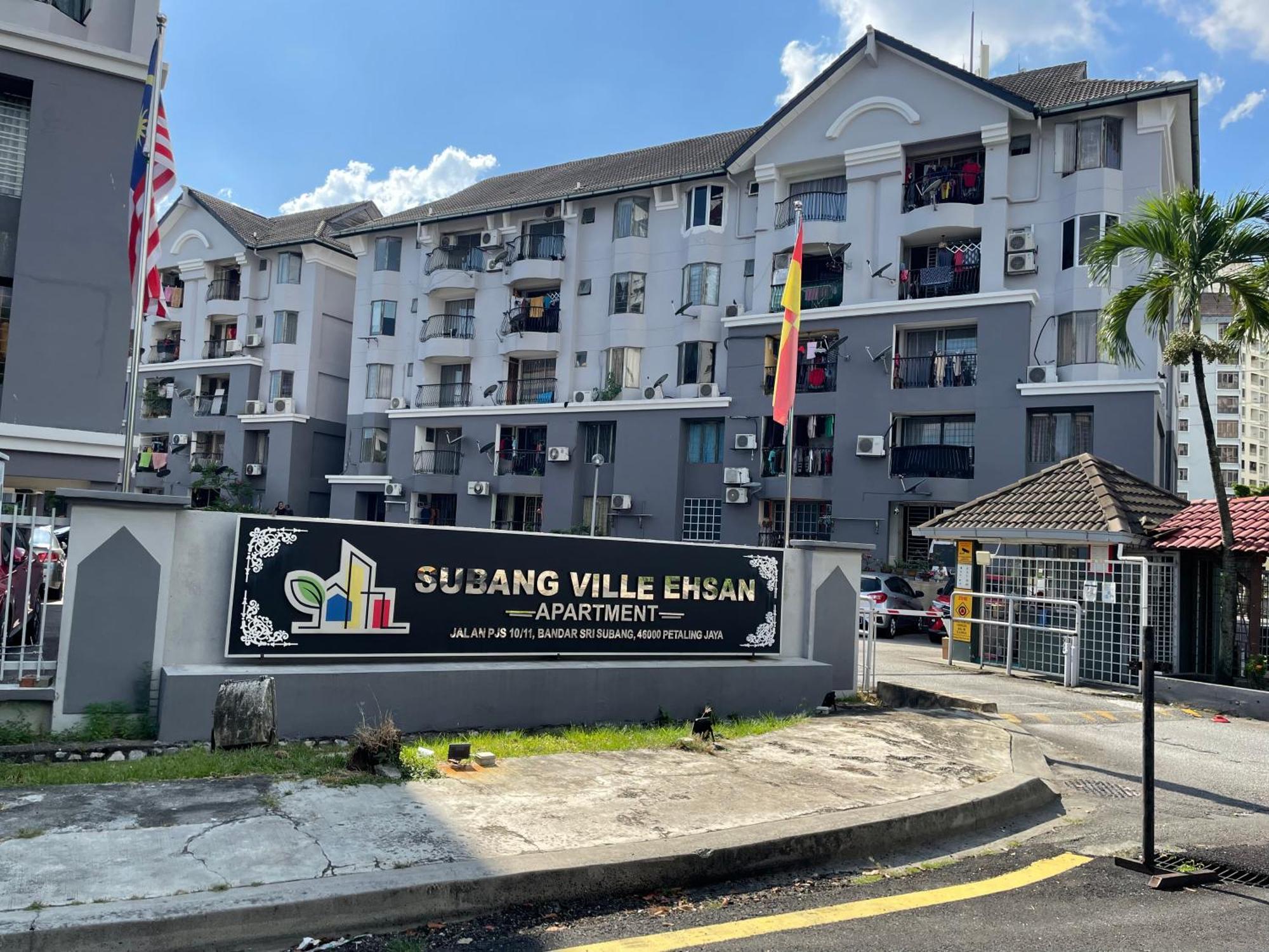 Subang Ville Ehsan Apartment Kampong Baharu Sungai Way Buitenkant foto